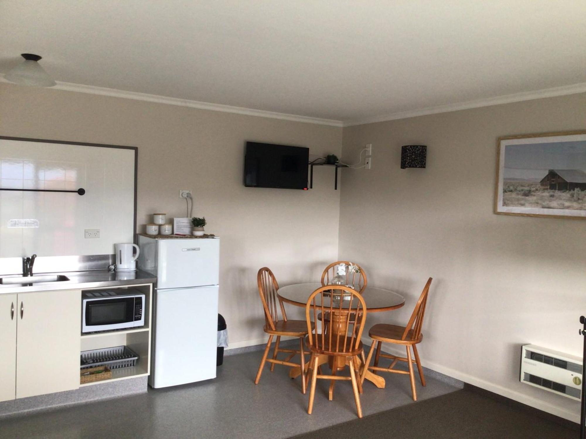 Fiordland Great Views Holiday Park Te Anau Exterior photo