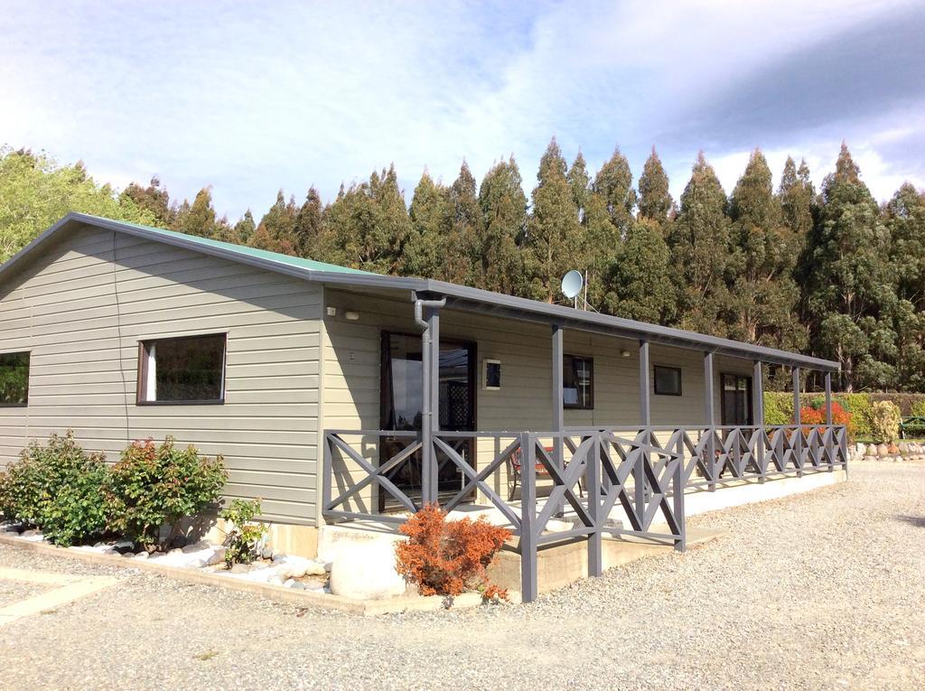 Fiordland Great Views Holiday Park Te Anau Exterior photo