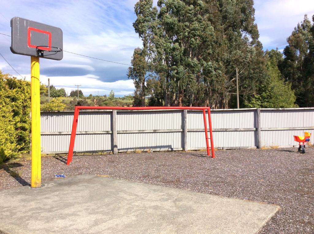 Fiordland Great Views Holiday Park Te Anau Exterior photo