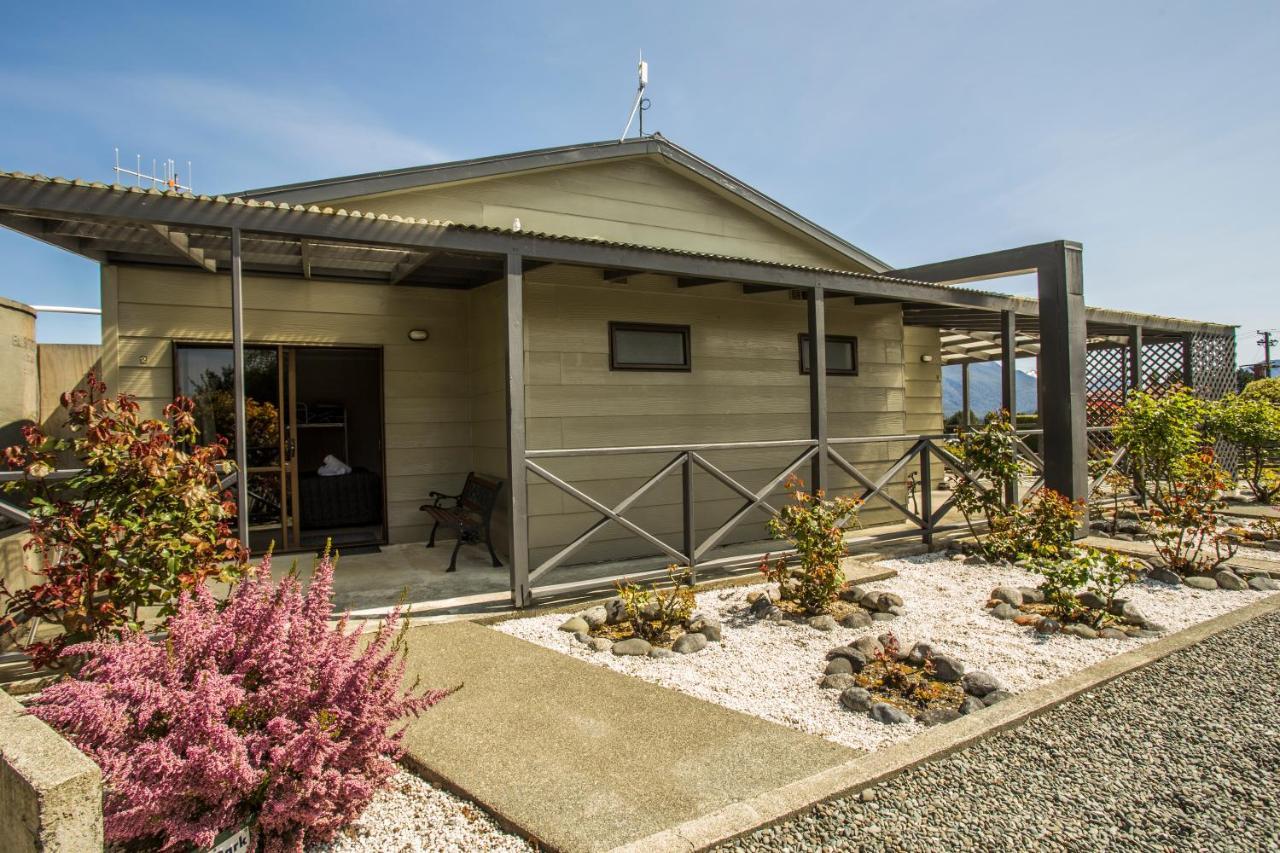 Fiordland Great Views Holiday Park Te Anau Exterior photo